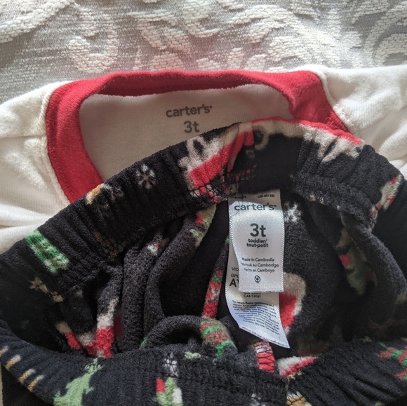 Lot of 3 Carter's Christmas/winter PJs, 3T - Picture 5 of 11